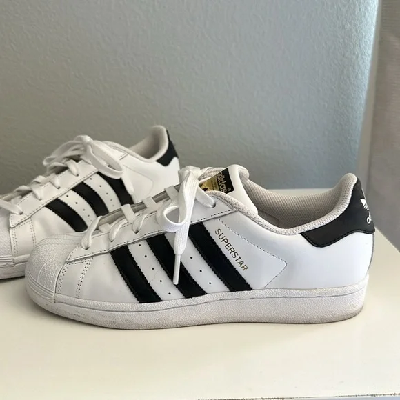 Adidas Superstars white/black/gold size 7.5 - Picture 3 of 4